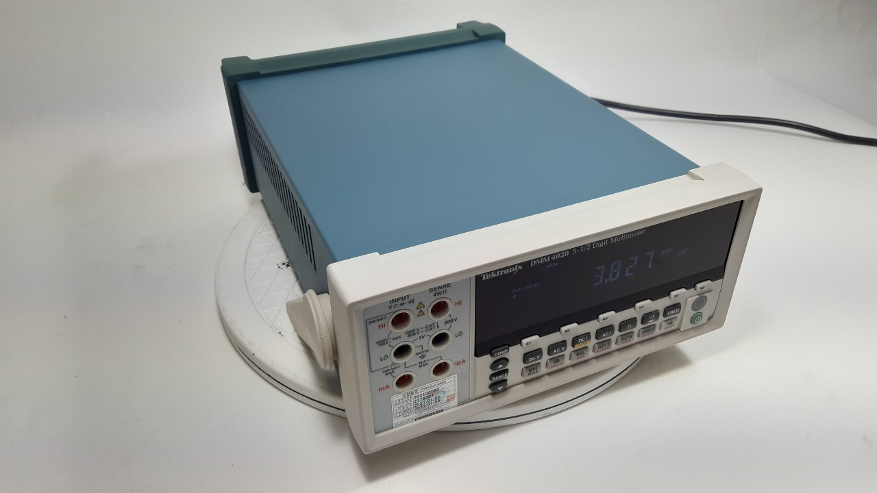 Tektronix/Multimeter/DMM4020